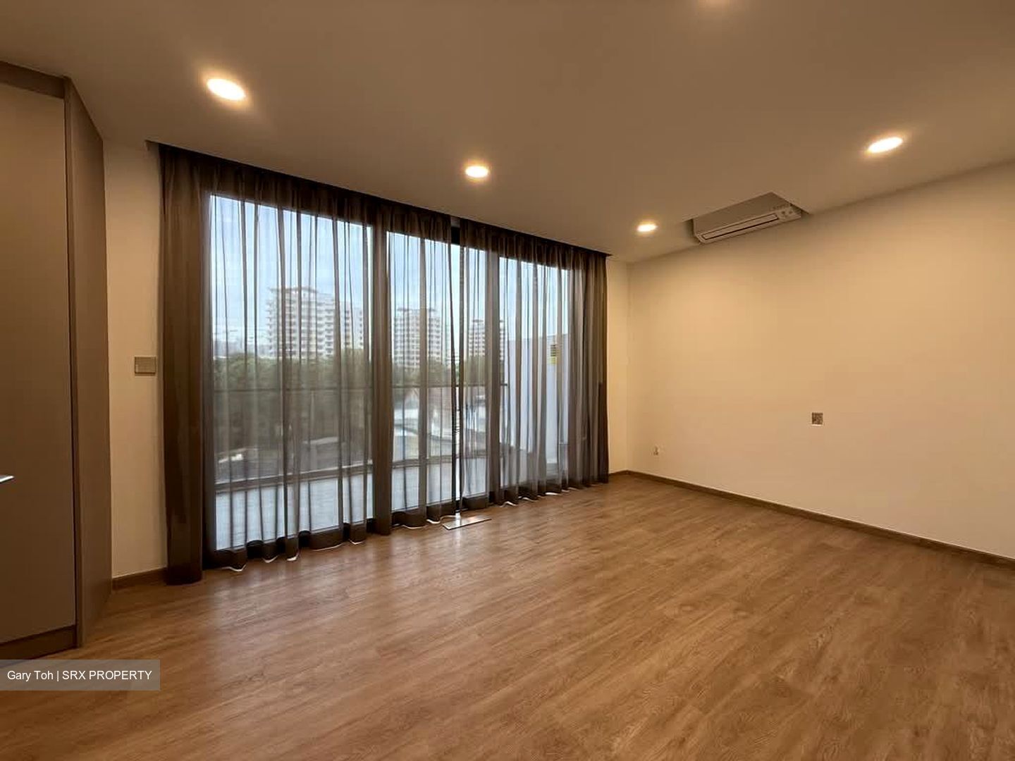 Shrewsbury Road (D11), Terrace #574270201